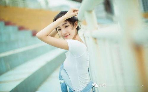 娱乐吃瓜女配是女生,娱乐圈吃瓜女王的风采